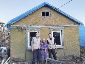 Hilfe in der Ukraine für zerstörte Häuser. Foto: Malteser International